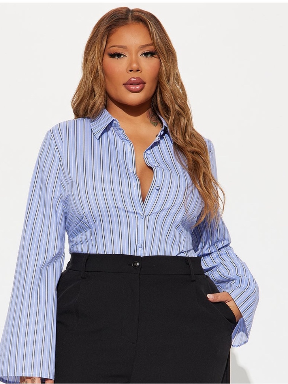 Button down top. . - Picture 1 of 3